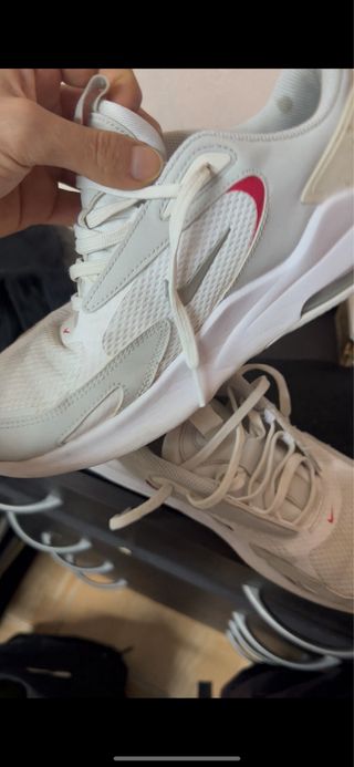 Zapatillas Nike Air Max Blancas y Rojas