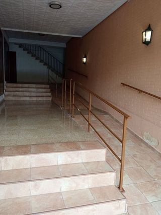 Piso en alquiler en El Castellar-L´Oliveral en Valencia