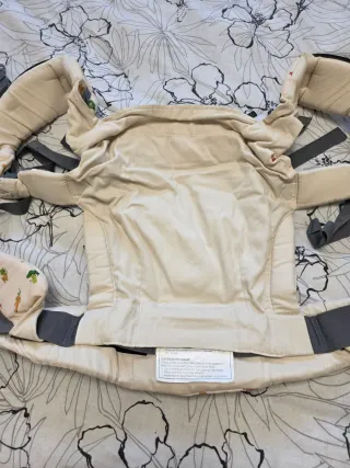 Mochila Portabebé Boba Evolutiva Frutas