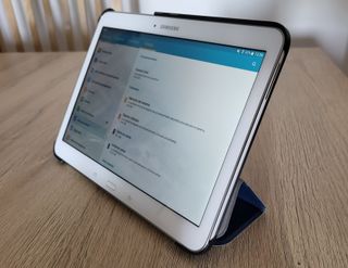 Samsung Galaxy Tab 4 10.1 Bianca + Custodia