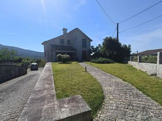 Chalet en venta en Gondomar