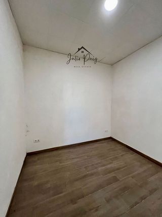 Local comercial en alquiler en Coria del Río