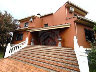 Chalet en venta en Bèlgida