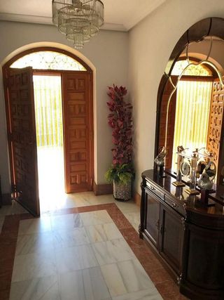 Chalet en venta en Vecinos