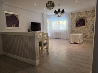 Piso en alquiler en Hospital en Jaén