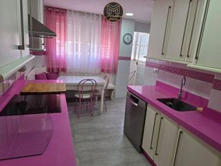 Piso en alquiler en Hospital en Jaén