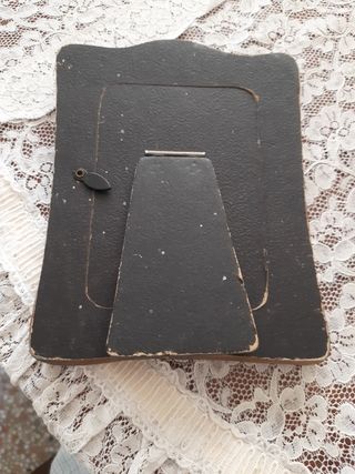 Portafoto in legno con decori floreali