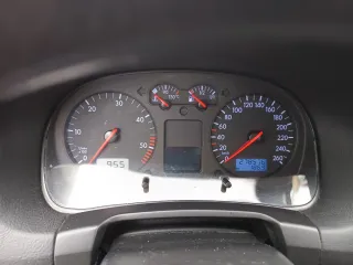 Volkswagen Golf 2003