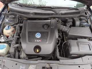 Volkswagen Golf 2003