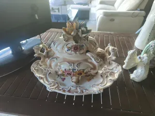 Sopera antigua cerámica floral