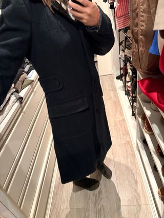 Gabardina azul marino, Moda International