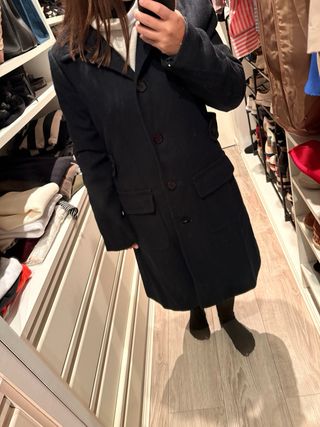 Gabardina azul marino, Moda International