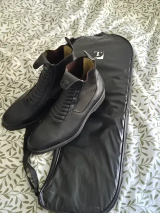 Botines talla 39 y polainas Tucci talla M+