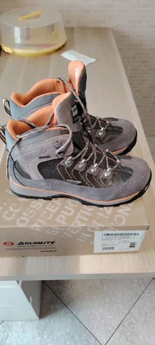 Scarpe trekking donna Dolomite in Gore Tex 38 2/3