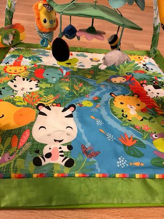 Palestra per bambini con giocattoli