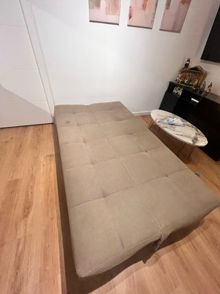 Sofá cama beige de tela