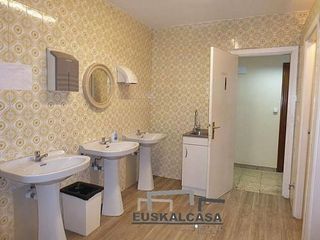 Oficina en venta en Basurtu en Bilbao