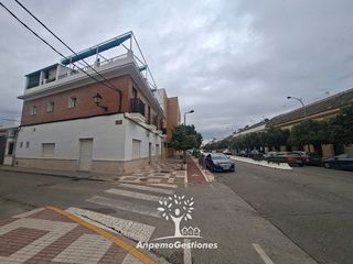 Local comercial en alquiler en Palma del Río