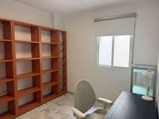 Piso en alquiler en El Cónsul - Ciudad Universitaria en Málaga