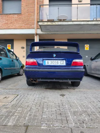 BMW E36 325i coupe 1996