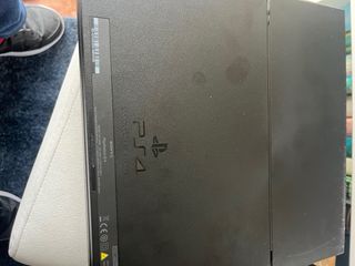 PS4 FAT 1TB V. 13.02 y mando todo, funciona Ok.