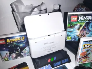 Nintendo 3DS XL Bianca + 16 giochi