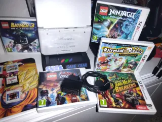 Nintendo 3DS XL Bianca + 16 giochi