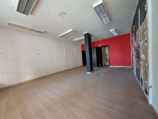 Local comercial en venta en Plan Sur-Amistad en Guadalajara