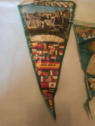 Banderines antiguos de recuerdo
