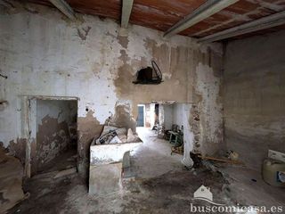 Chalet en venta en Huelma