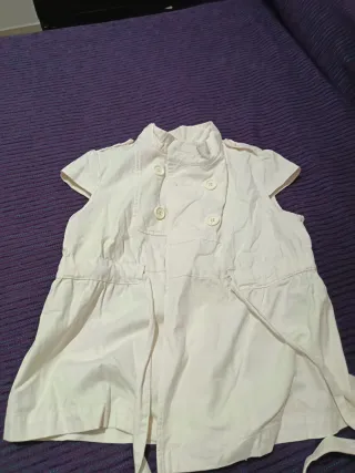 Assortimento di abbigliamento