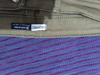 Assortimento di abbigliamento