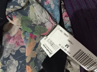 Assortimento di abbigliamento