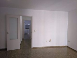 Piso en alquiler en Carranque - Haza Cuevas en Málaga