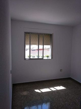 Piso en alquiler en Carranque - Haza Cuevas en Málaga