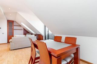 Piso en alquiler en Contrueces en Gijón