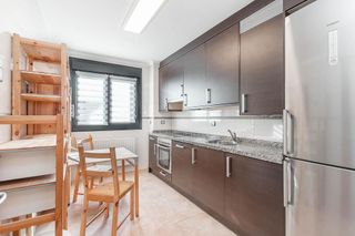 Piso en alquiler en Contrueces en Gijón