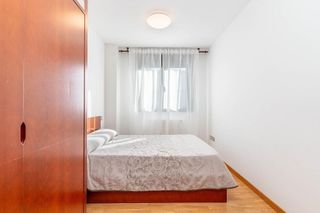 Piso en alquiler en Contrueces en Gijón