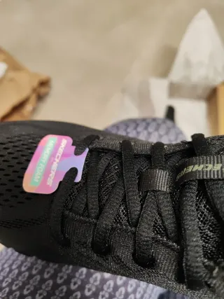 Zapatillas Skechers Talla 37.5 Negras