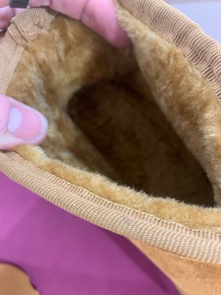 Stivaletti pelosi camel stile Ug