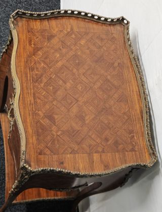 Antico tavolino francese Napoleone III