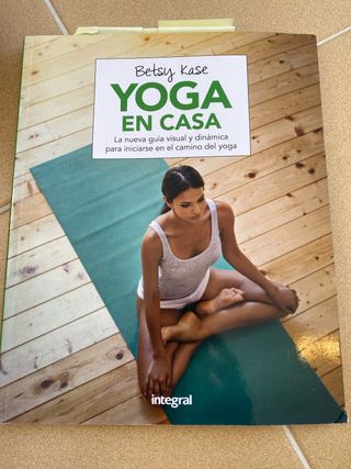 Yoga en casa (Spanish Edition)