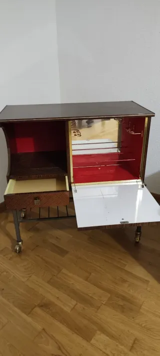 Mueblebar, Mueble auxiliar antiguo madera y metal