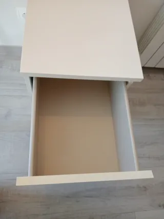 Cassetto da ufficio bianco