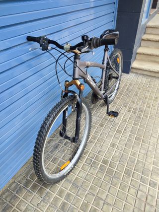 Bicicleta B'Twin 5.1 26 Pulgadas 21 Velocidad