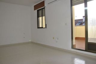 Casa adosada en alquiler en Plasencia