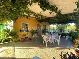 Chalet en venta en Albatera