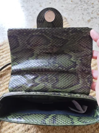 Bolso pequeño verde estampado