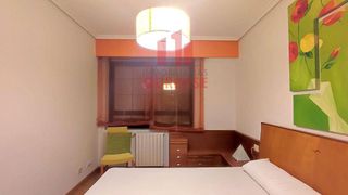Piso en alquiler en Residencia en Ourense