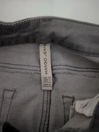 Vaqueros grises Mango